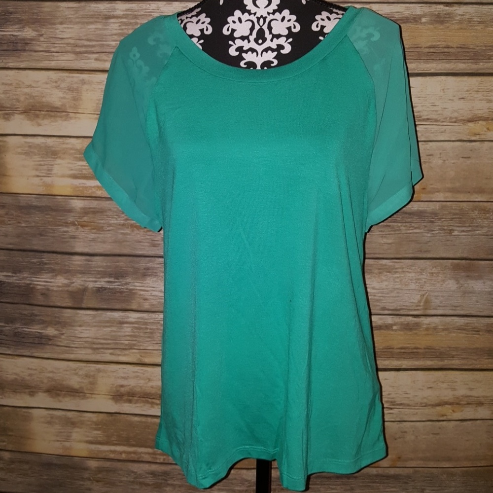 NWT West Kei women's top size Large